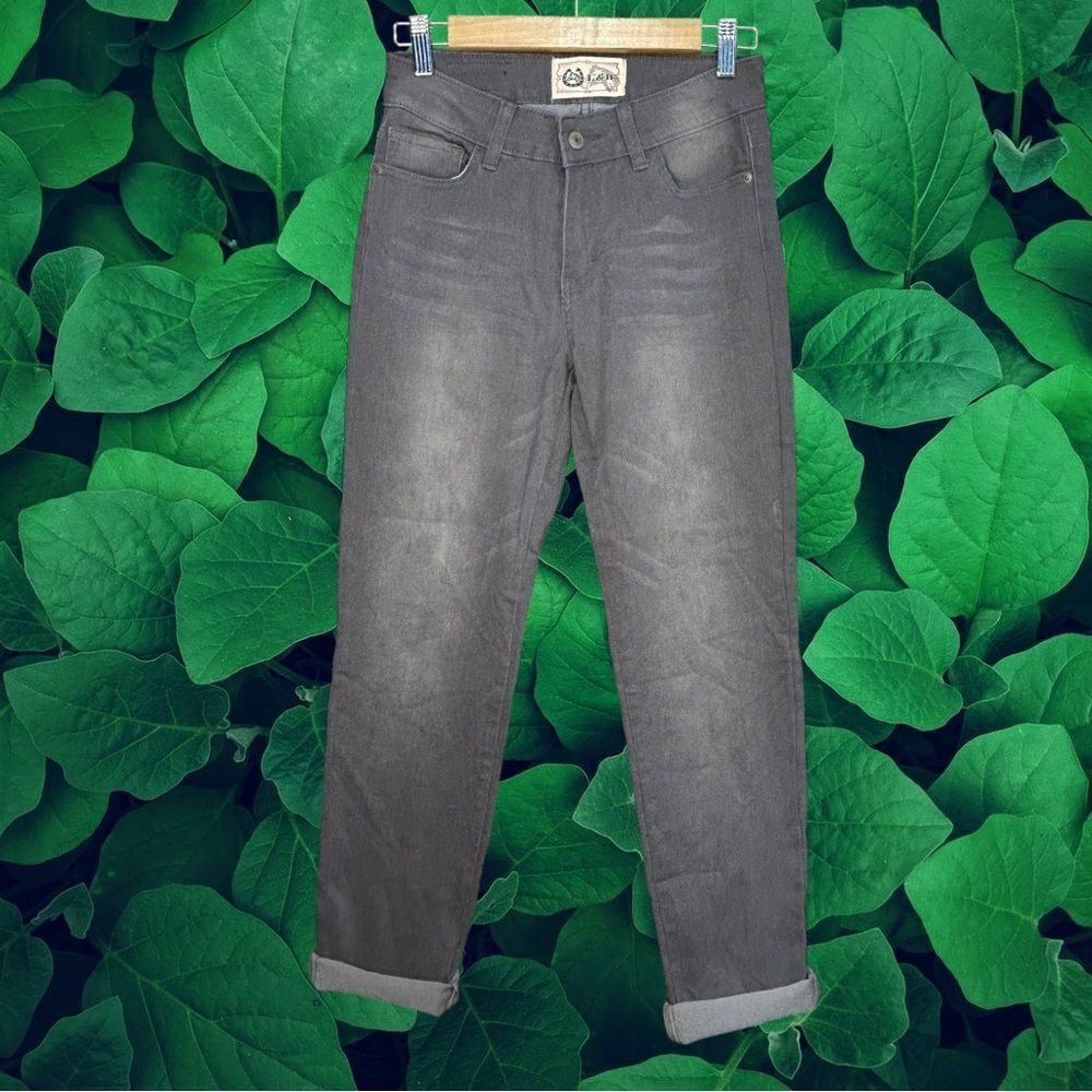 5 for $25🔥L&B Lucky & Blessed Grey Cuffed‎ Hem Jeans Size 4
